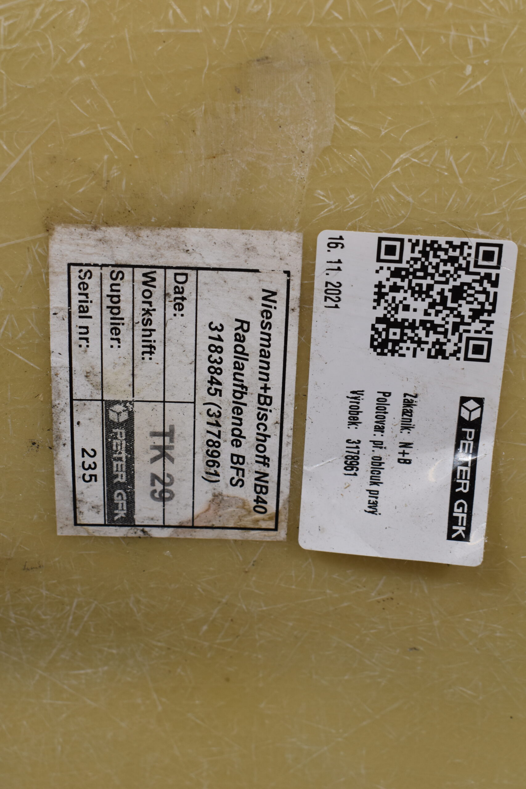 Niesmann und Bischoff i Smove 2021-2024 Radlaufblende Beifahrerseite; weiß