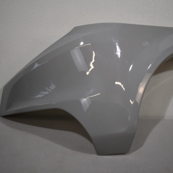 Niesmann und Bischoff i Smove 2021-2024 Radlaufblende Fahrerseite; hell grau