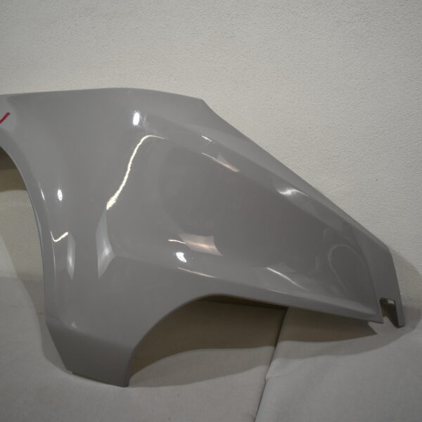 Niesmann und Bischoff i Smove 2021-2024 Radlaufblende Beifahrerseite; hell grau