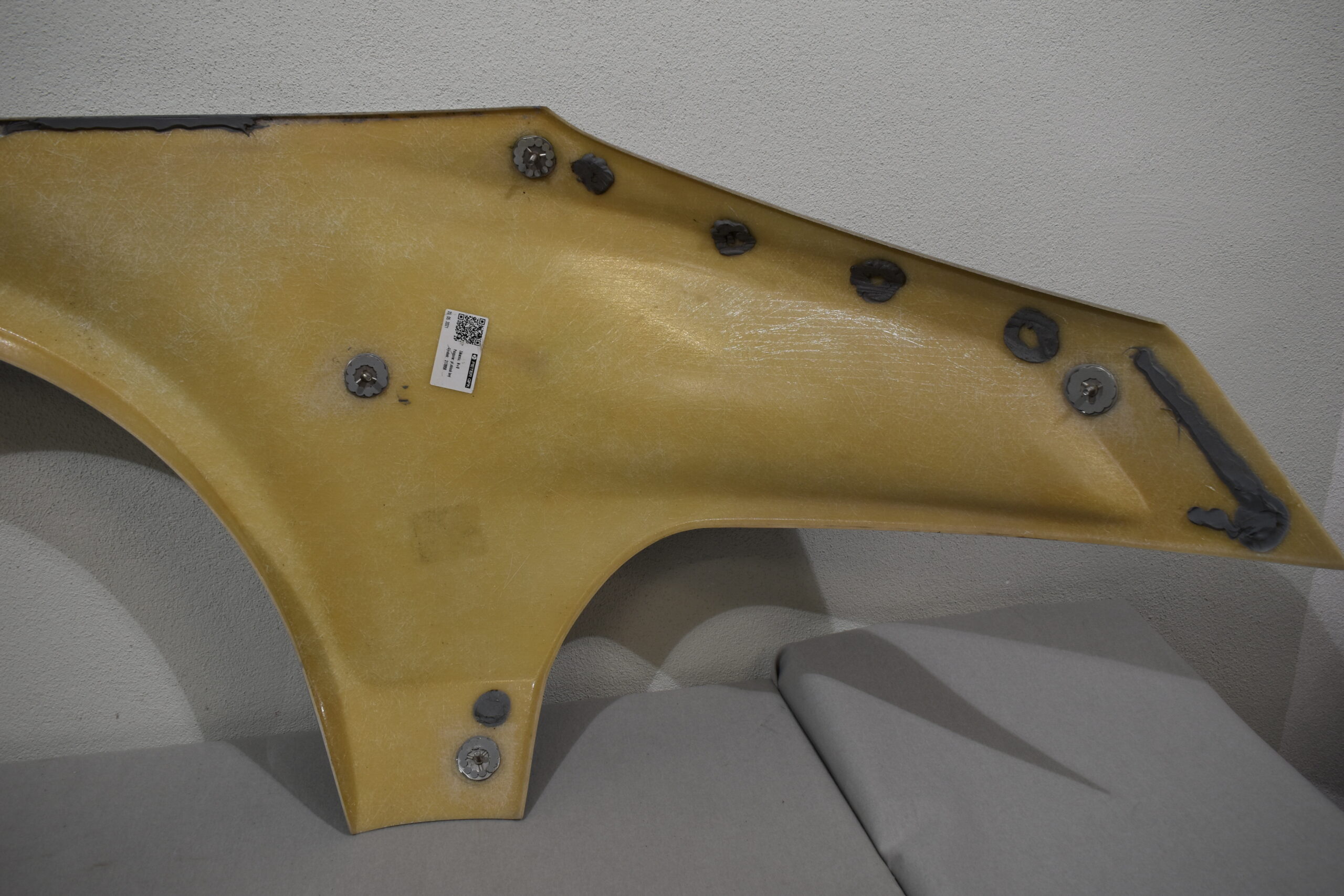 Niesmann und Bischoff i Smove 2021-2024 Radlaufblende Fahrerseite; hell grau