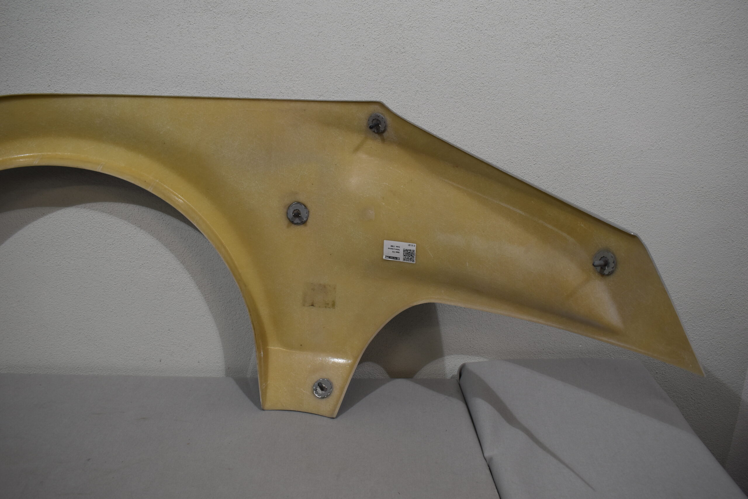 Niesmann und Bischoff i Smove 2021-2024 Radlaufblende Fahrerseite; hell grau