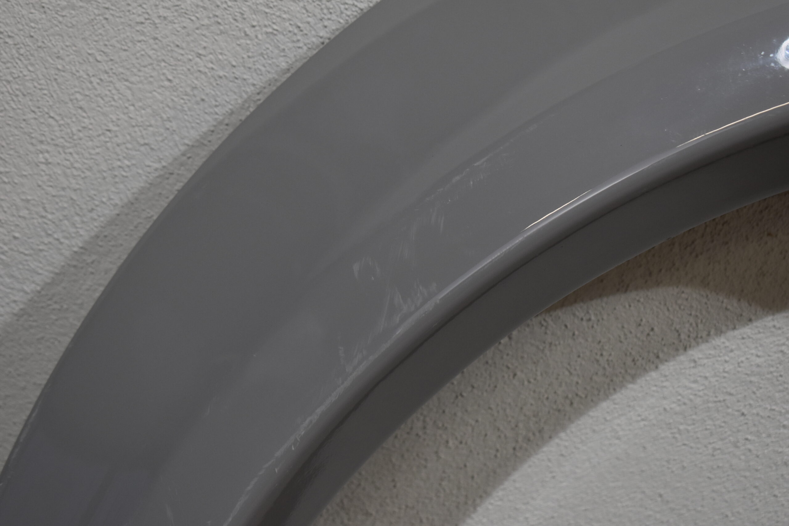 Niesmann und Bischoff i Smove 2021-2024 Radlaufblende Beifahrerseite; hell grau