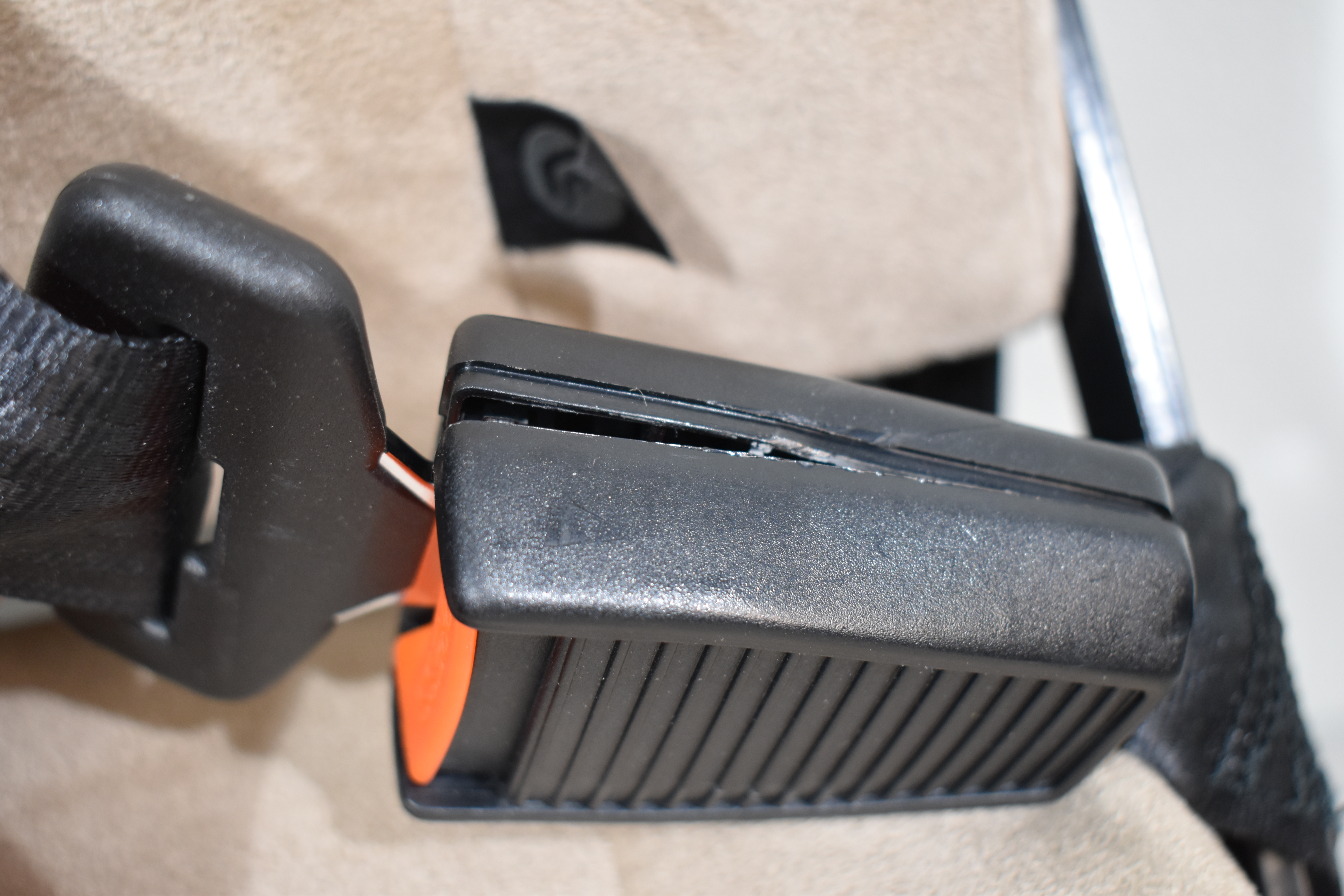 Aguti Klappsitz 2.0 Rechts beige