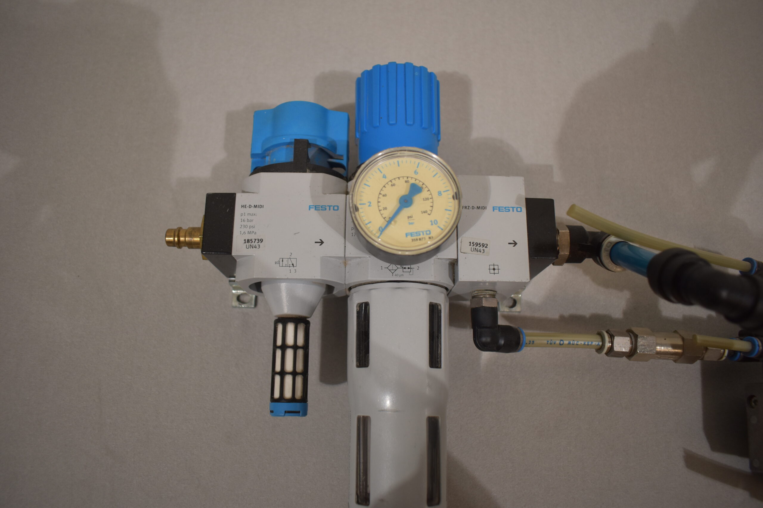 Festo Wartungseinheit Midi mit Verteilerblock