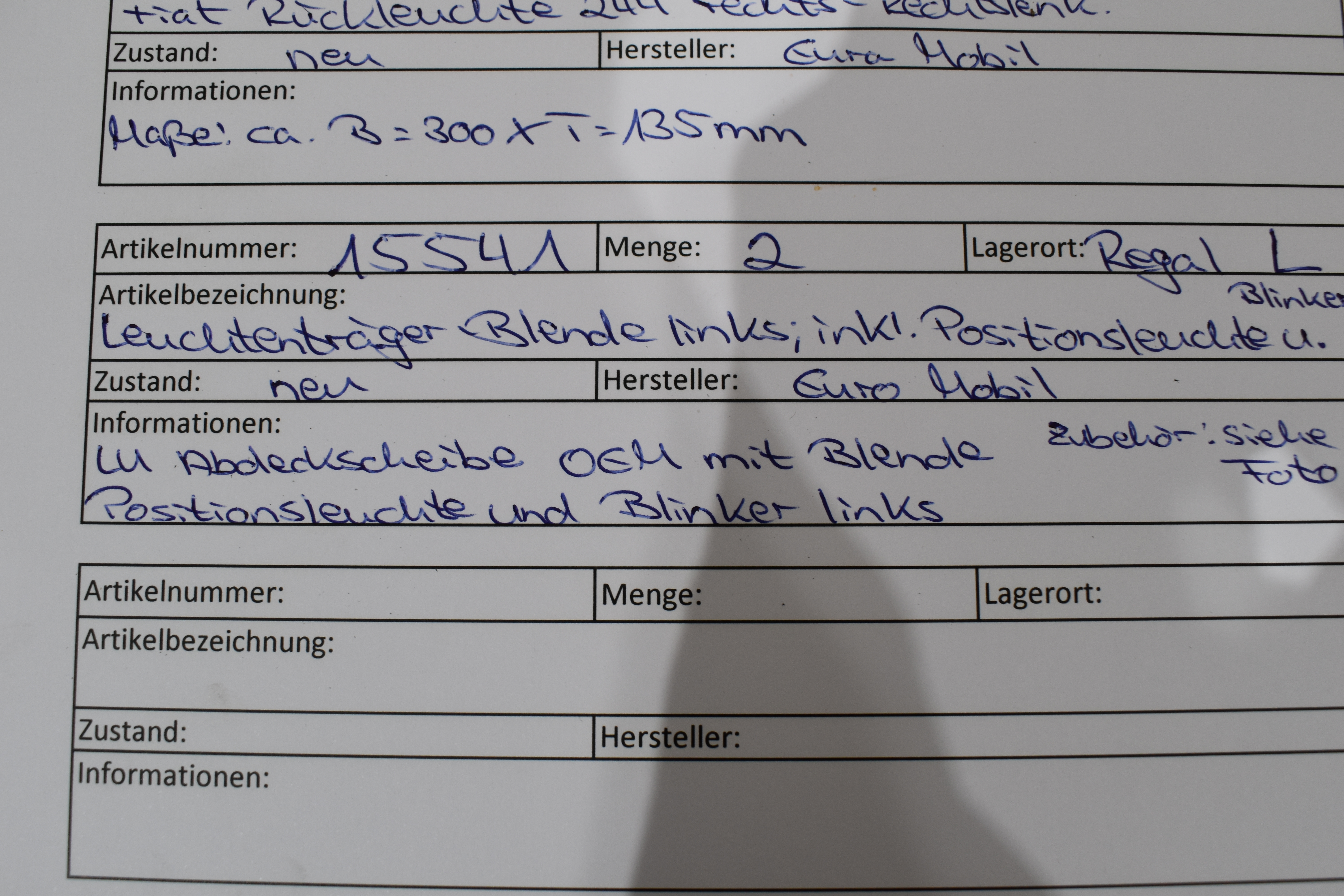 Leuchtenträger Blende links; inkl. Positionsleuchte u. Blinker