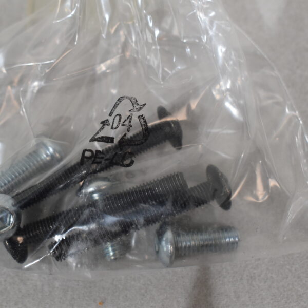 Leuchtenträger einteilig links IM1