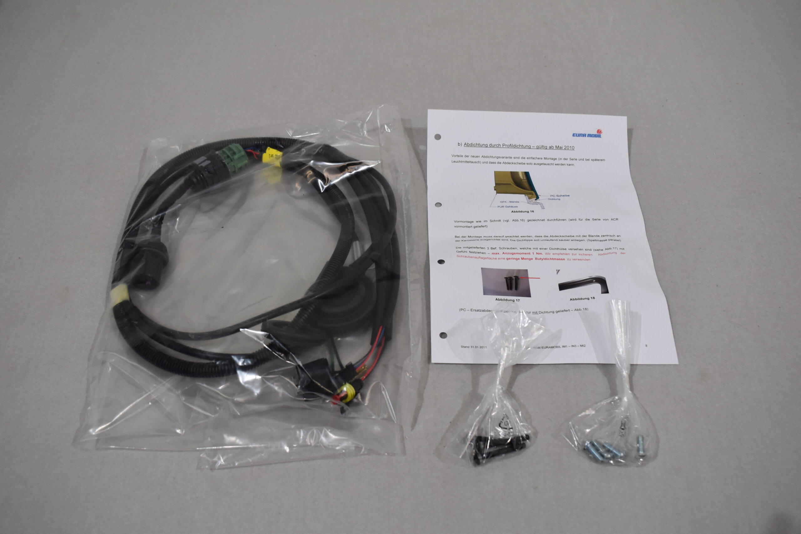 Leuchtenträger einteilig links IN3 MJ2