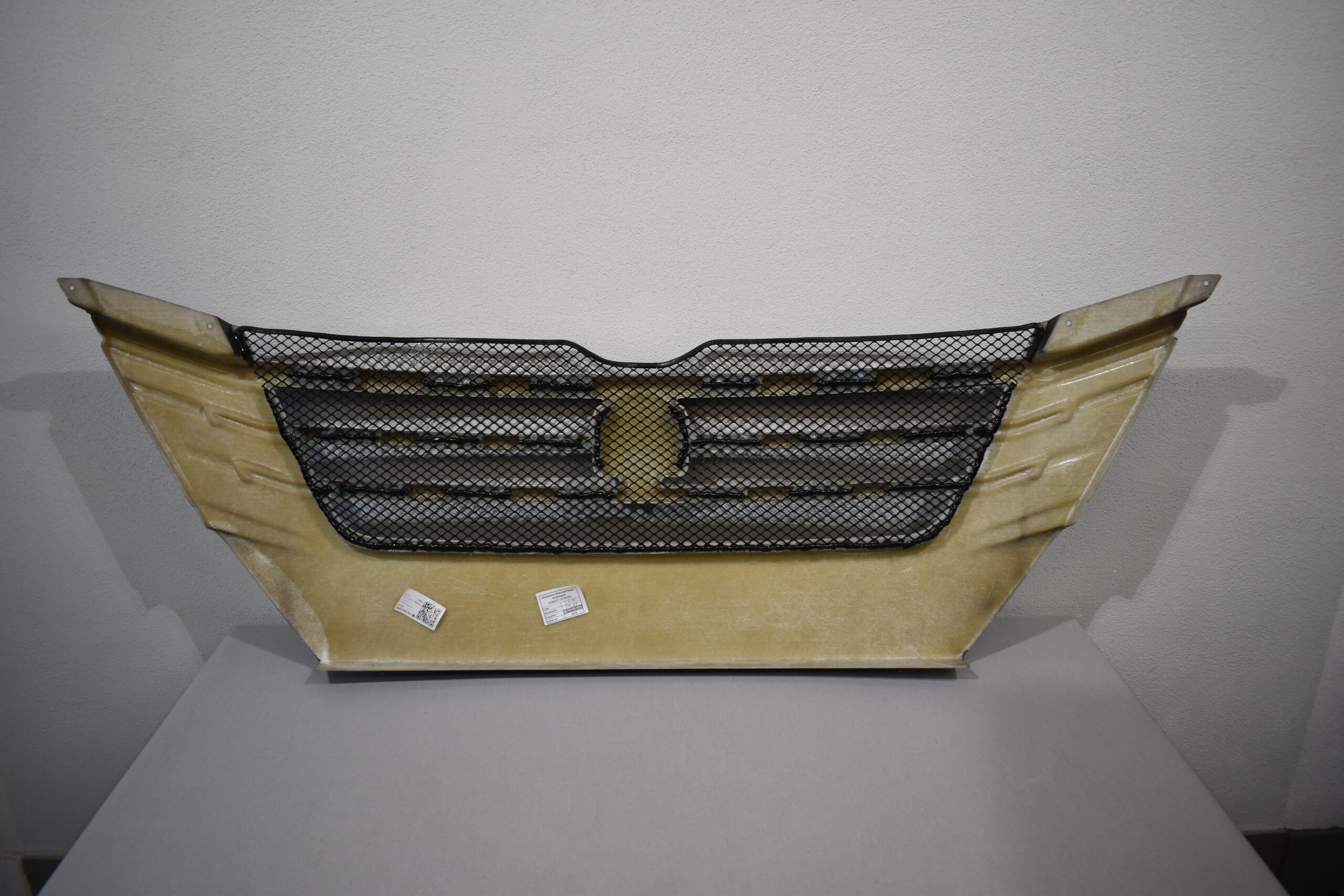 Kühlergrill für Niesmann und Bischoff I-Smove 2021-2023; schwarz