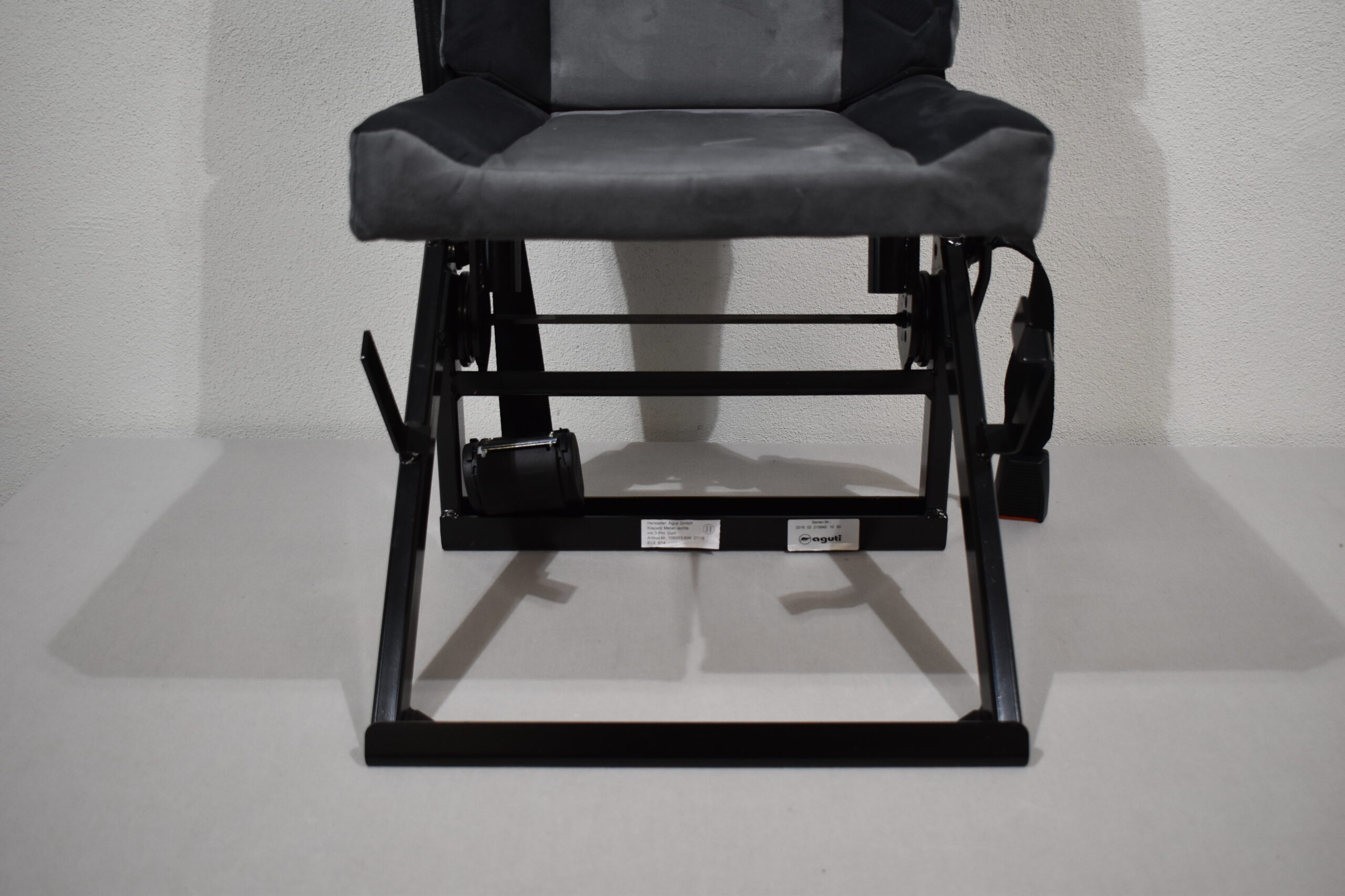 Aguti Klappsitz rechts; grau-schwarz