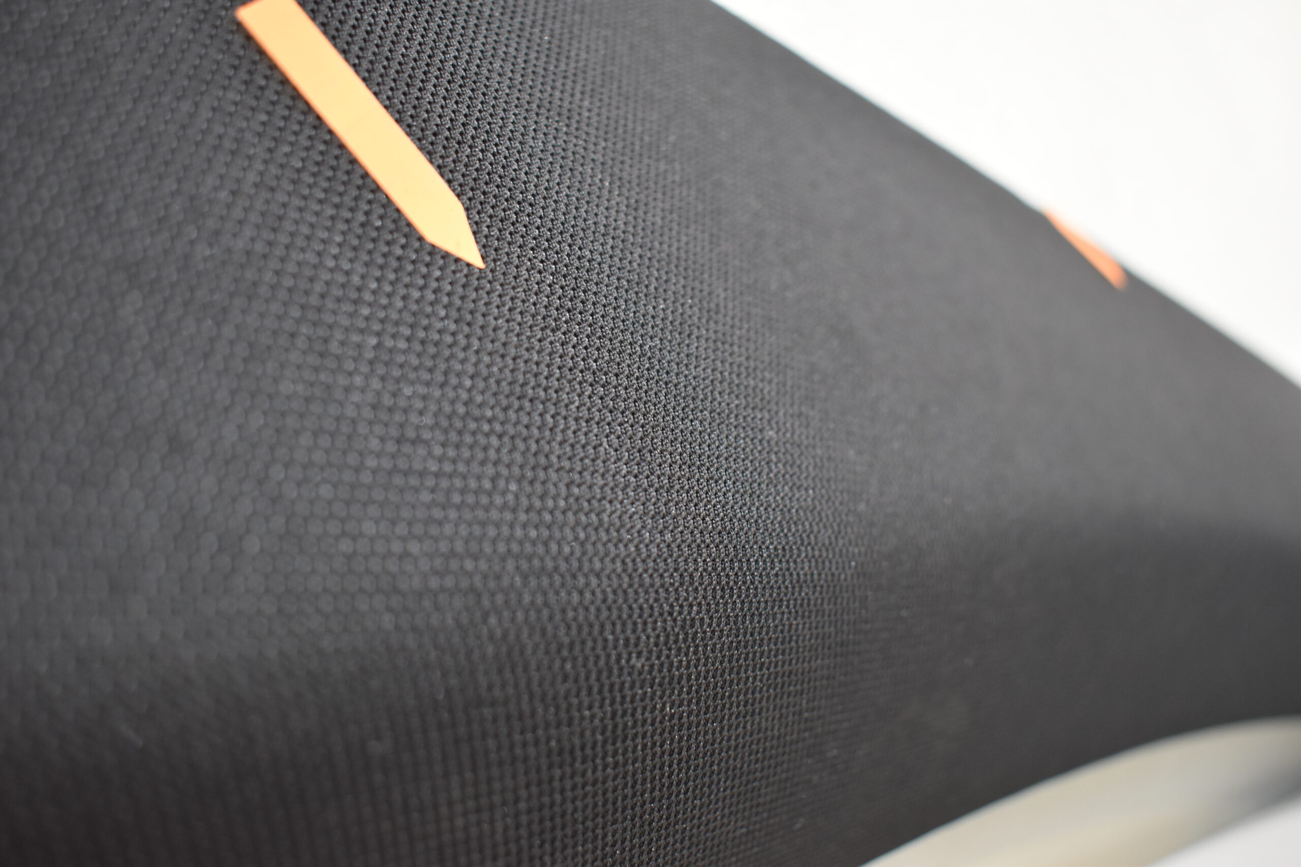 Armaturenbrett-Mittelteil 1235x300mm; schwarz