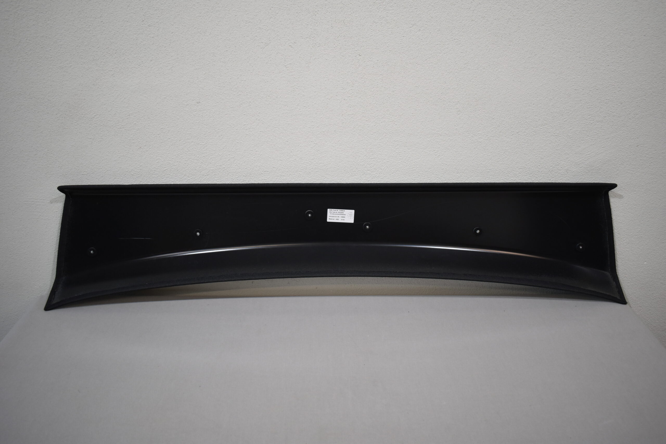 Armaturenbrett-Mittelteil 1235x300mm; schwarz