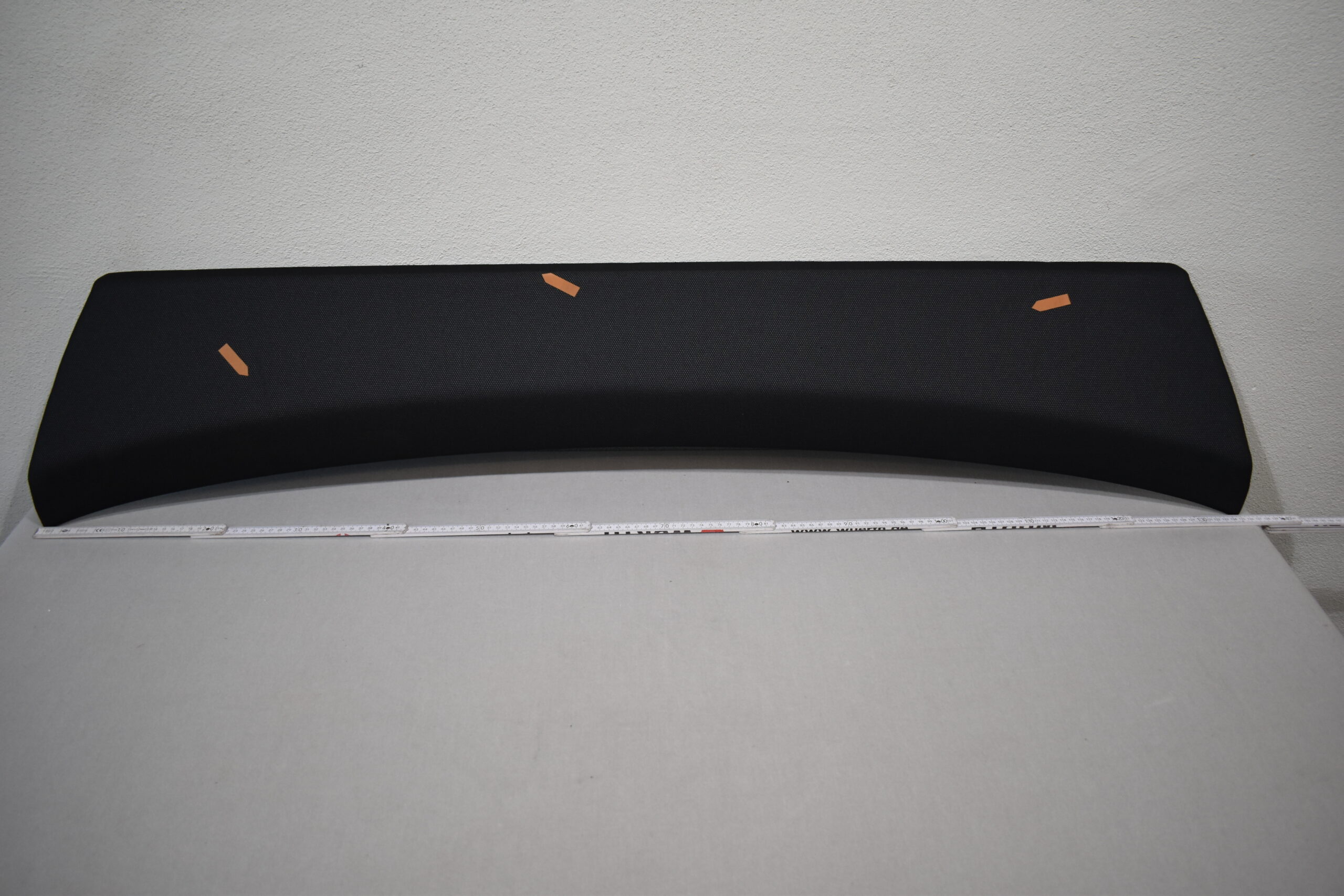 Armaturenbrett-Mittelteil 1235x300mm; schwarz