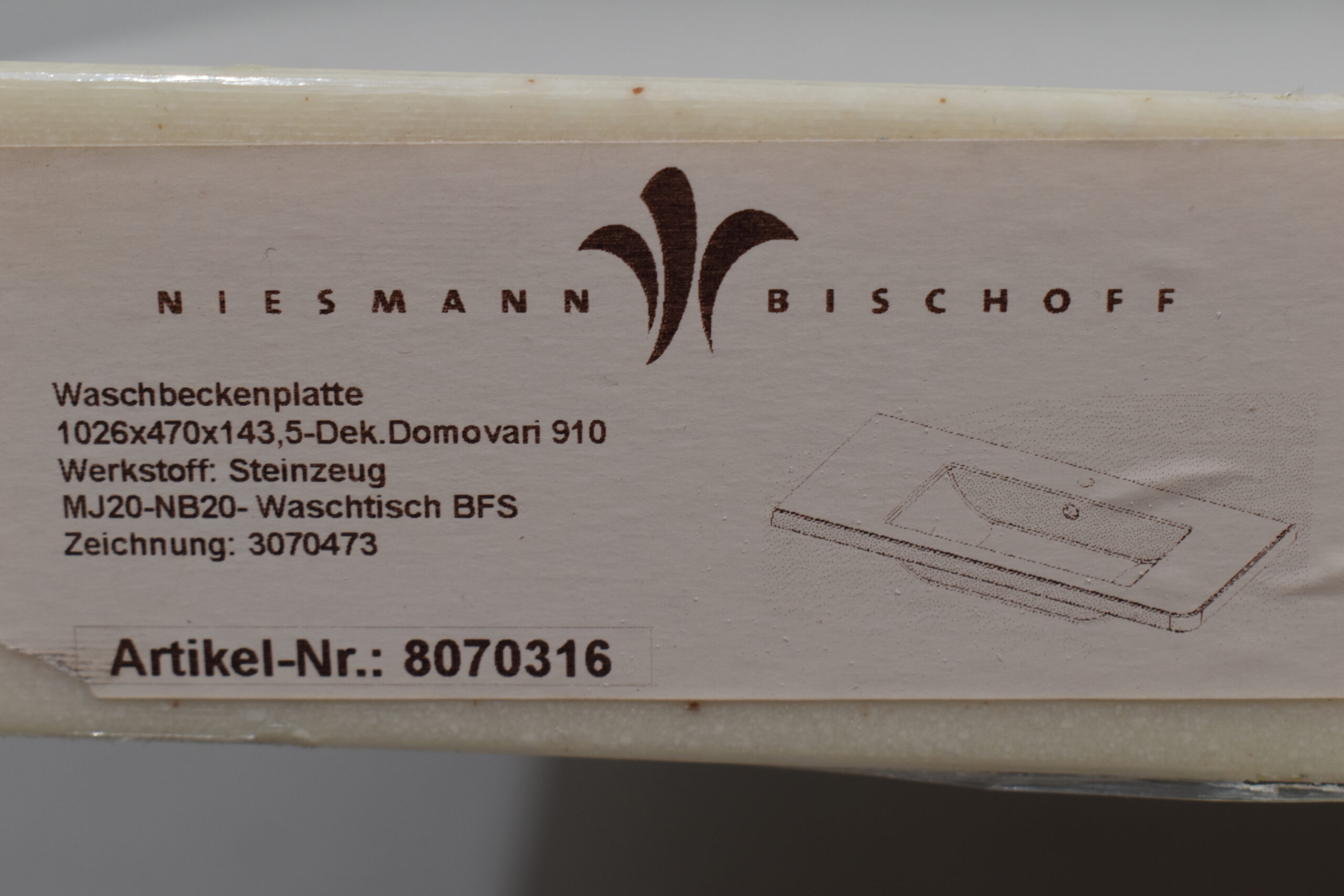 Waschbeckenplatte 1026x470x143,5mm; Steinzug