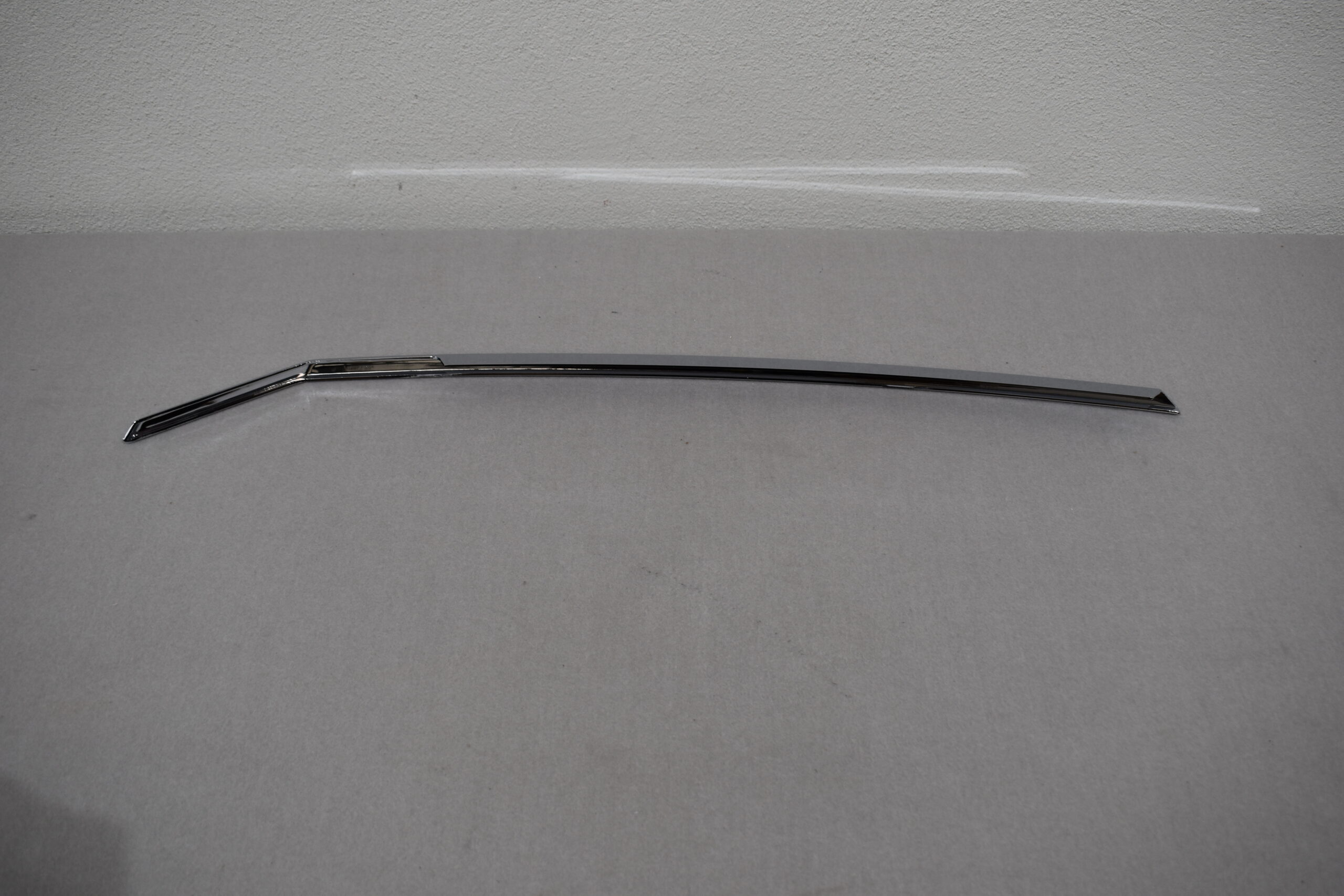 Chromblende für Kühlergrill-Teilstück