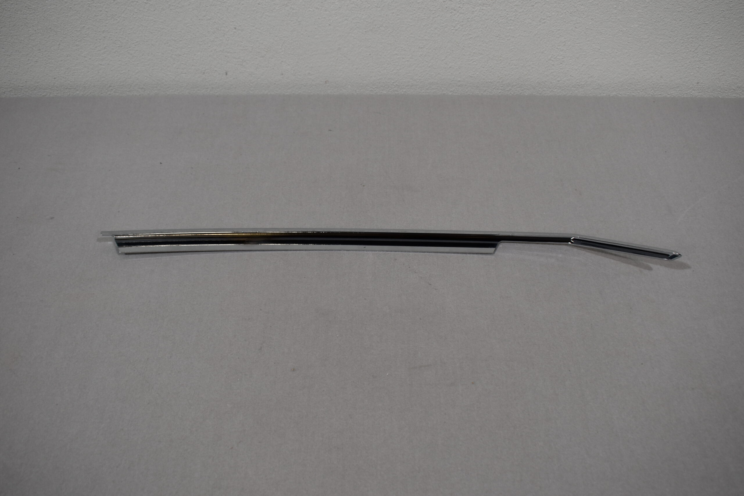 Chromblende für Kühlergrill-Teilstück