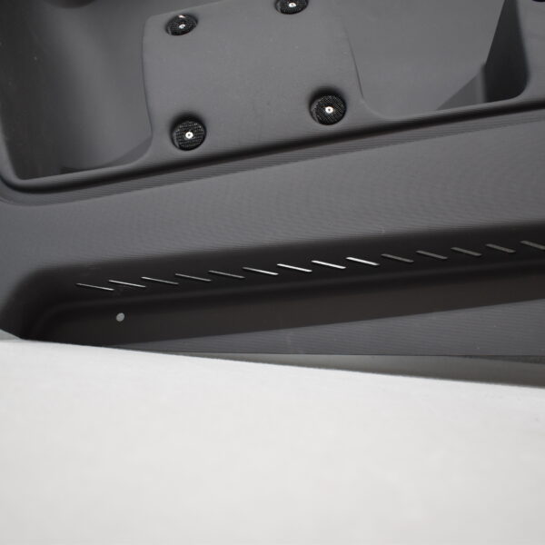 Niesmann und Bischoff Tür Innenverkleidung BFS unten