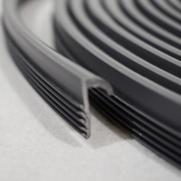 Mekuwa PVC Sonderprofil für Wohnmobil; grau