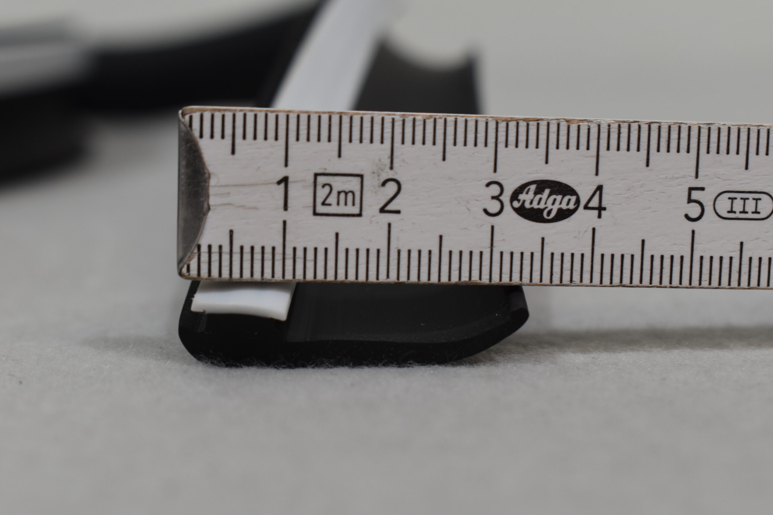 Mekuwa Poliplastic Gummiprofil für Ausstellfenster