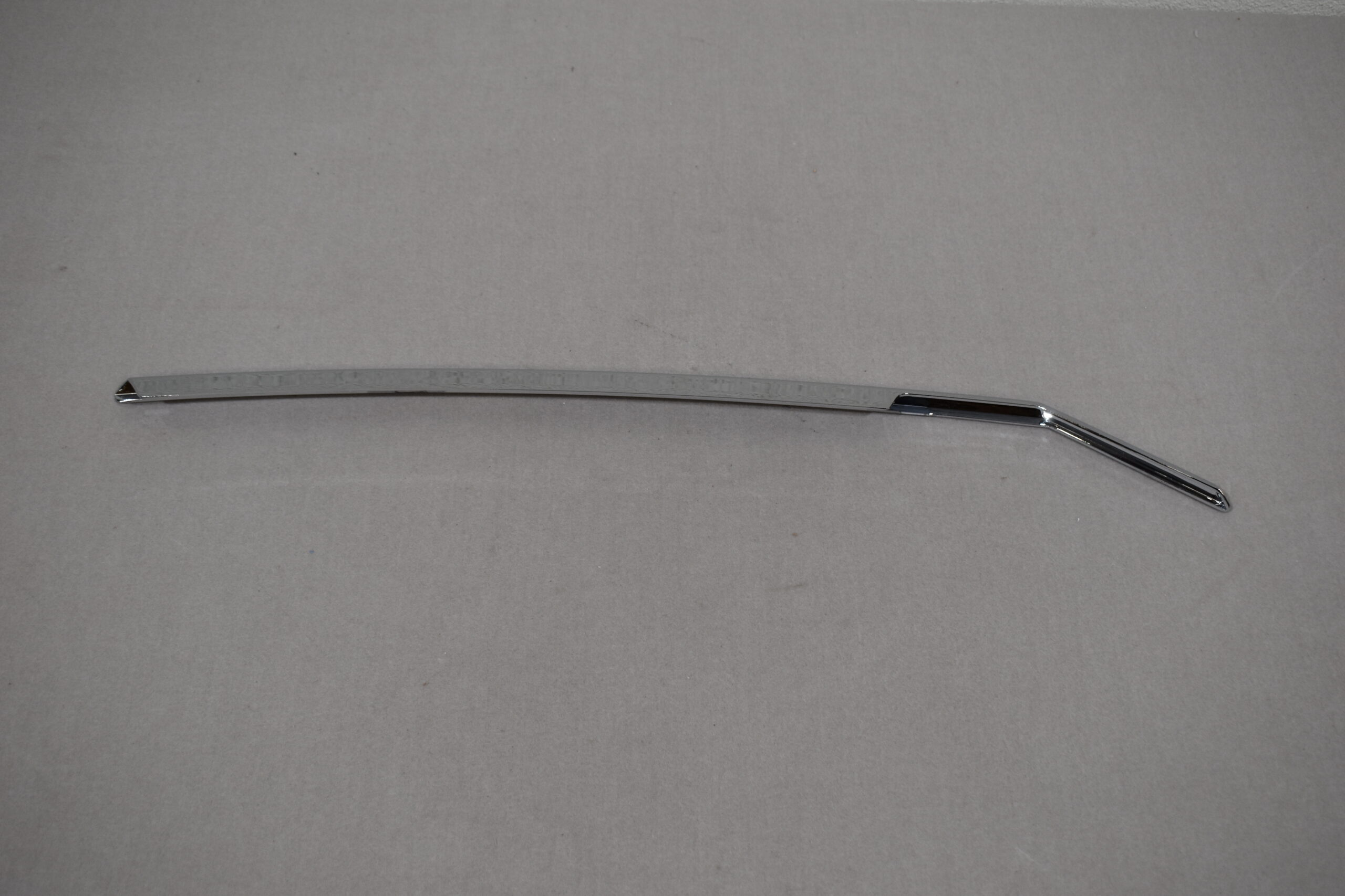 Chromblende für Kühlergrill-Teilstück