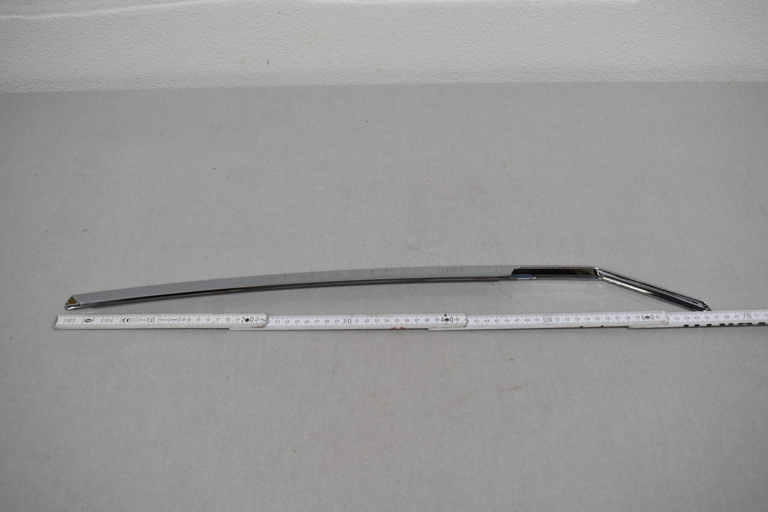 Chromblende für Kühlergrill-Teilstück