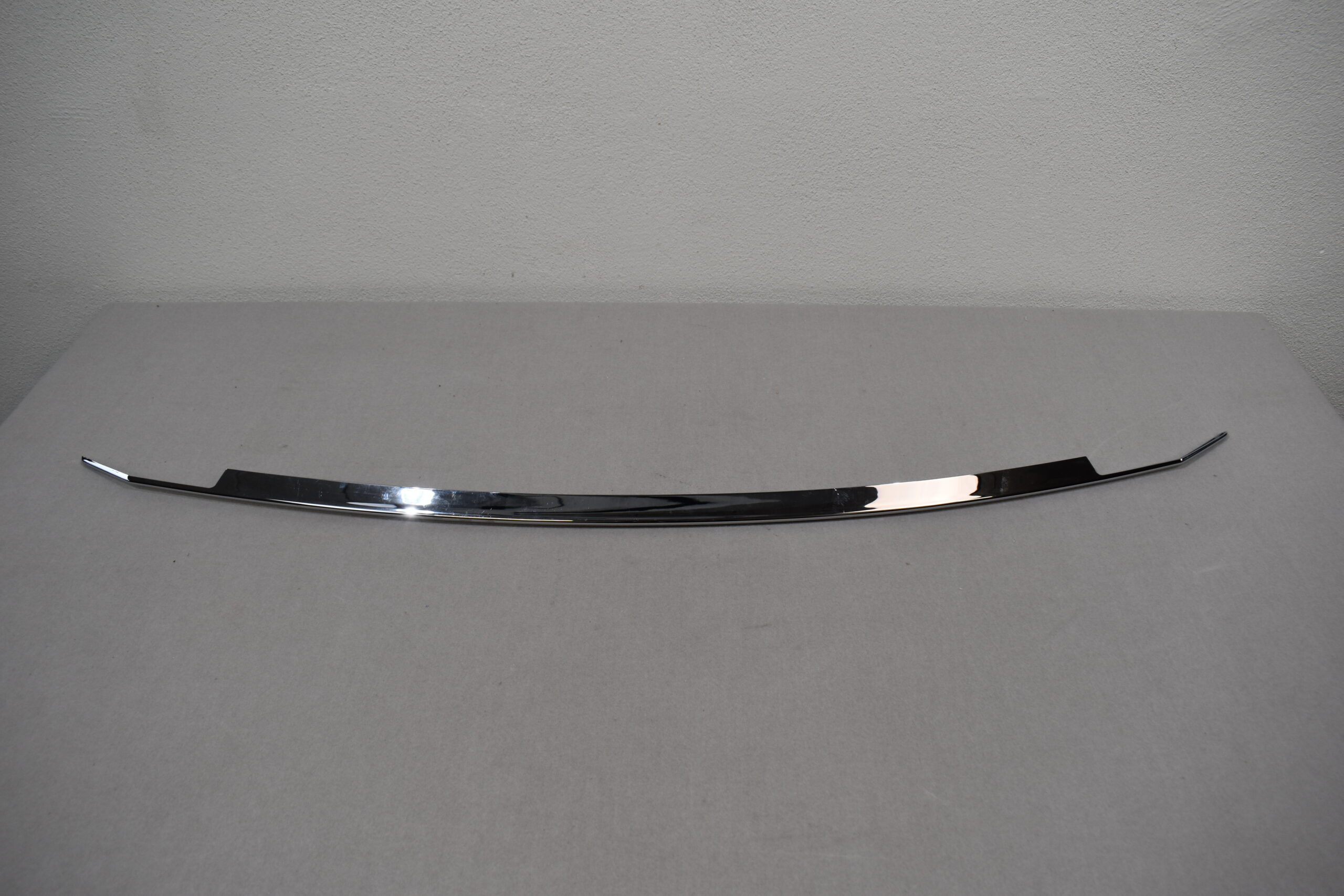 Chromblende für Kühlergrill-Teilstück