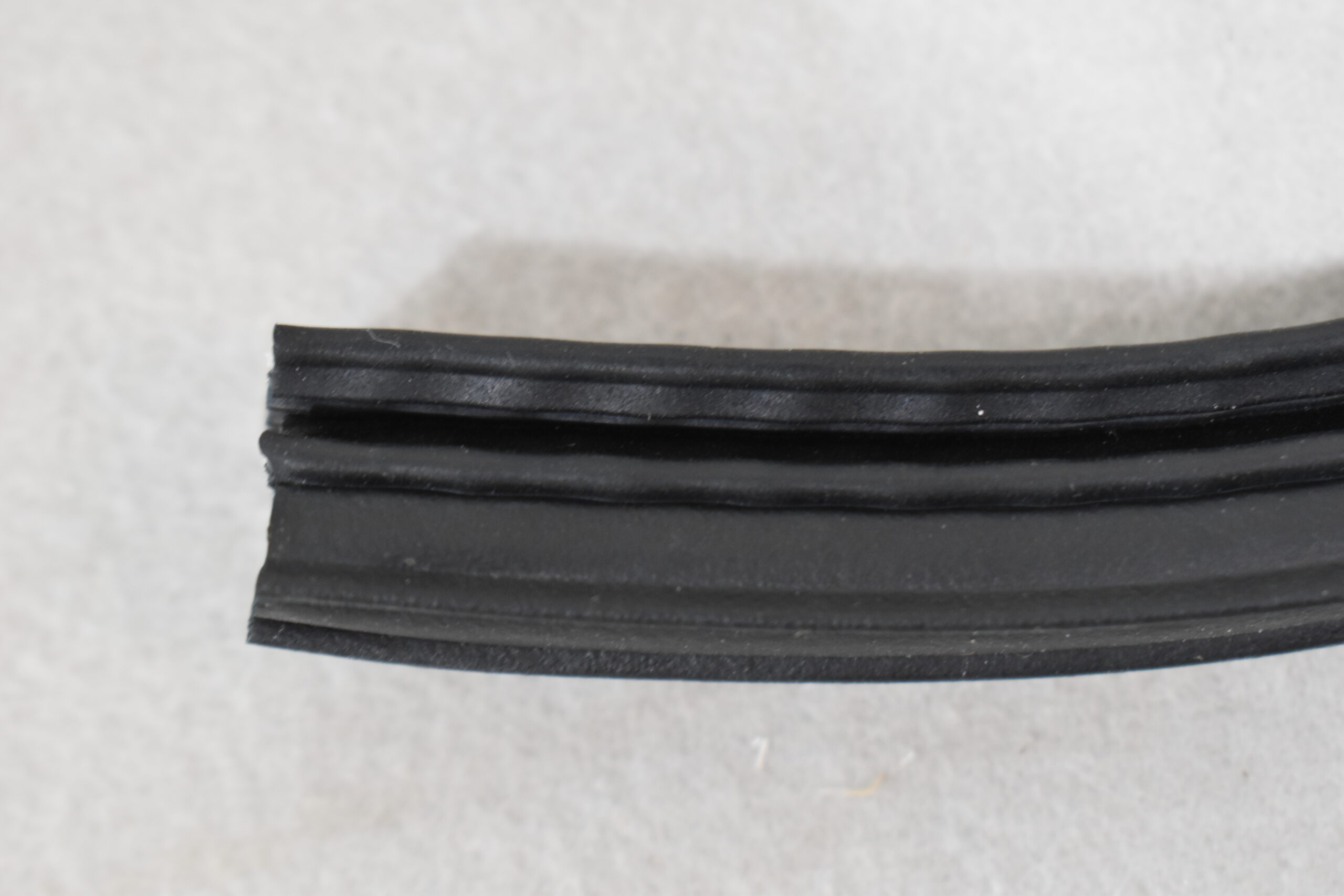 Dichtprofil / Kantenschutz A1 550NBR