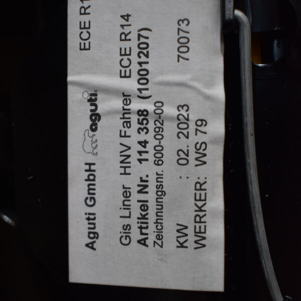 Aguti Fahrersitz Gis-Lounge F; schwarz (Kunstleder)/grau (Stoff)