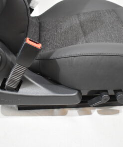 Aguti Fahrersitz Gis-Lounge F; schwarz (Kunstleder)/grau (Stoff)