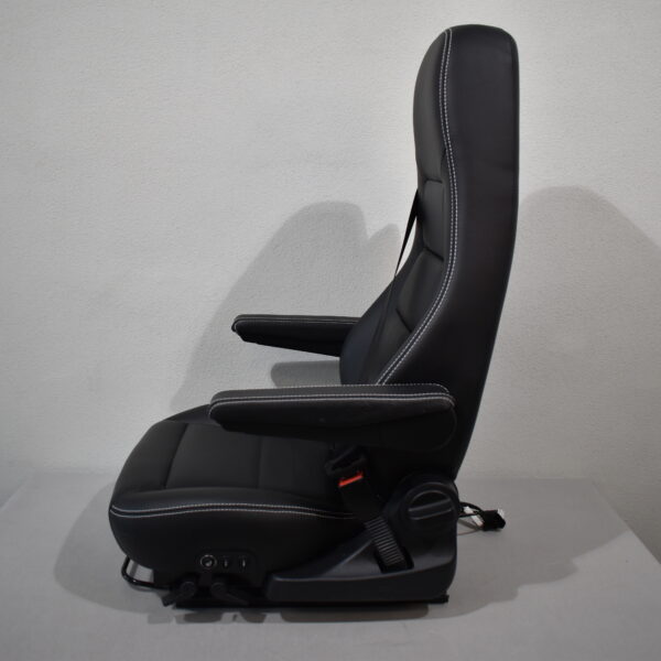 Aguti-Beifahrersitz; schwarz