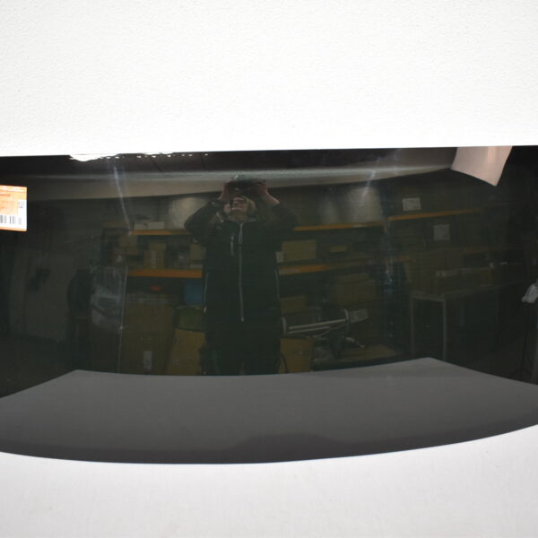 Carbest getöntes Heckglasfenster für VW Caddy Maxi