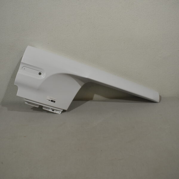 Anschluss Fender, Bug links