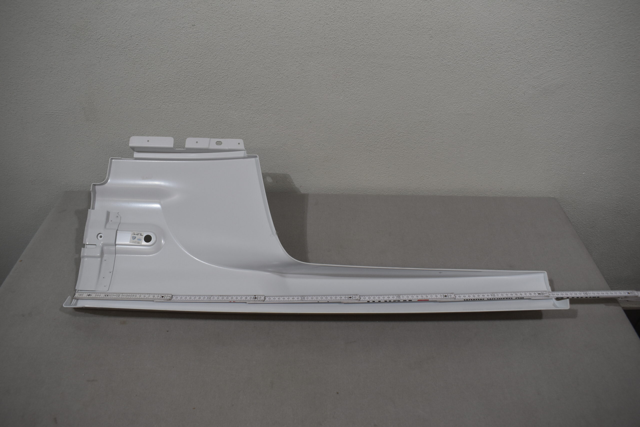 Anschluss Fender, Bug links