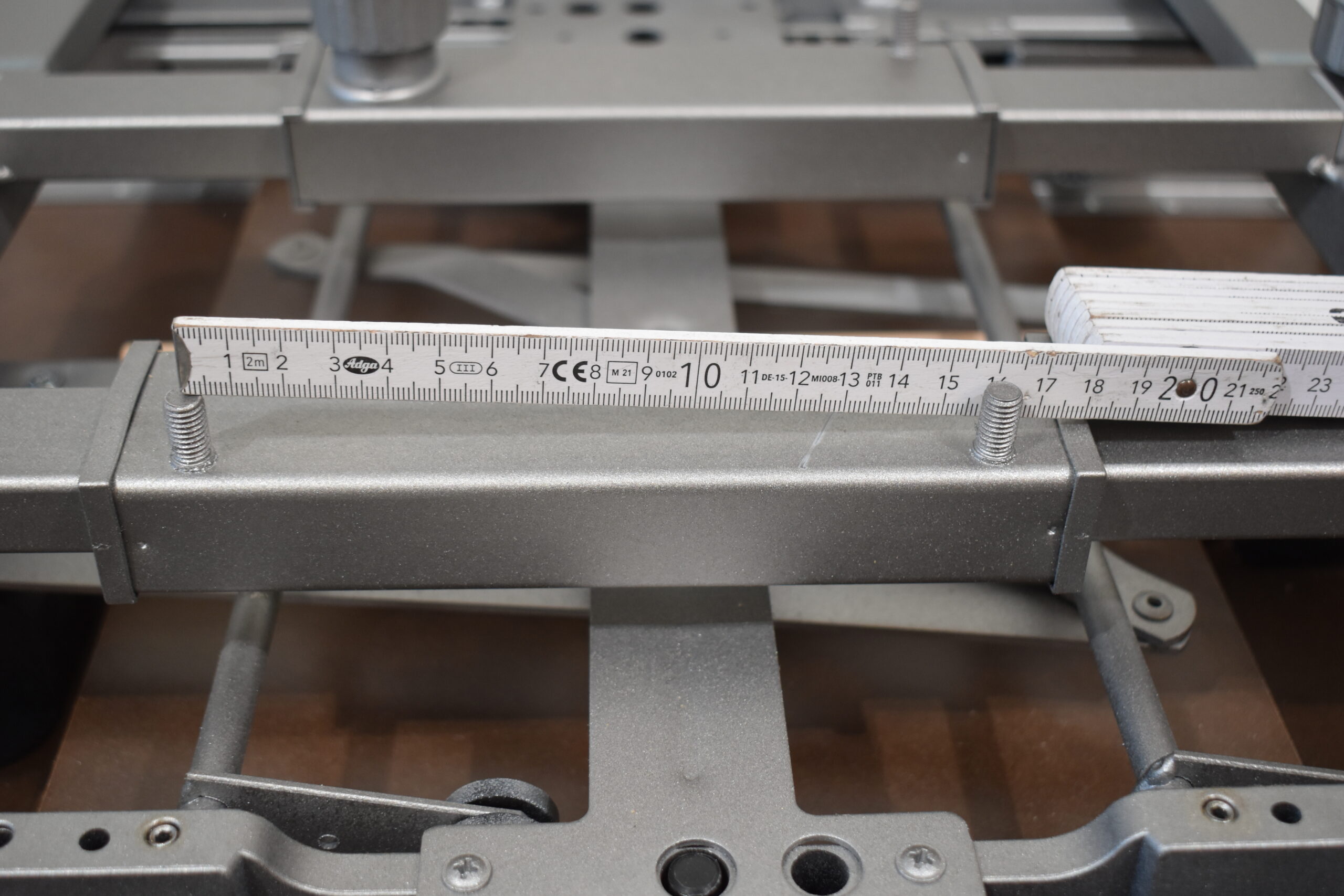 Tischplatte 39x870x640mm; weiß/dunkel braun