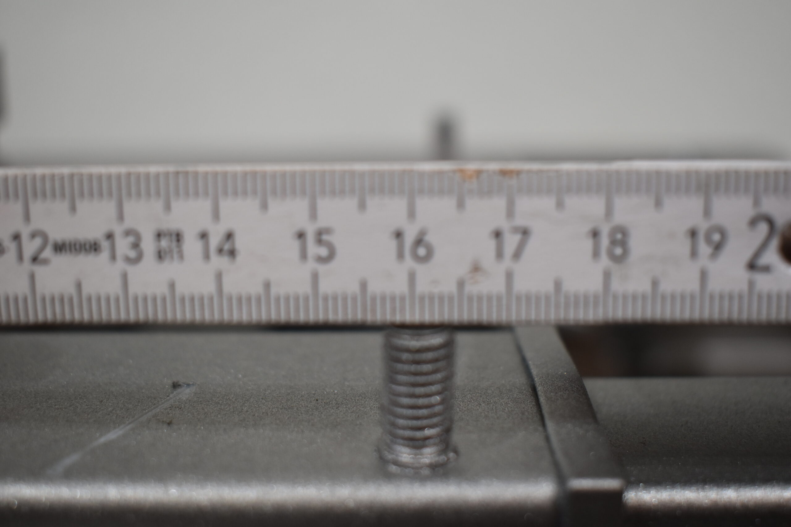 Tischplatte 39x870x640mm; weiß/dunkel braun