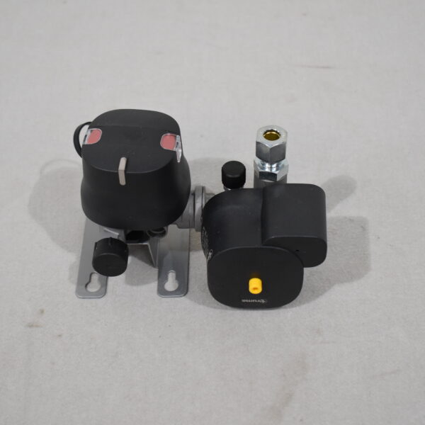 Truma Gasdruckregler Duo Control CS horizontal