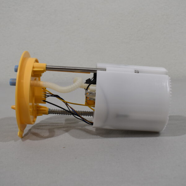 Hella Kraftstoffpumpeneinheit Typ: 8TF 358.106-051