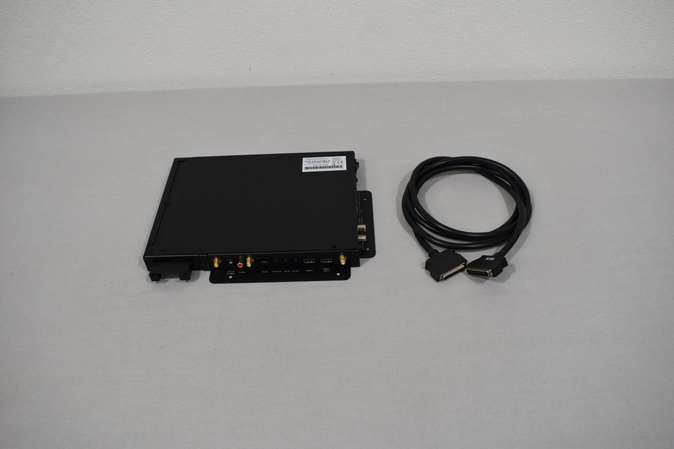 Alphatronics Steuerbox 32 SBAI+M