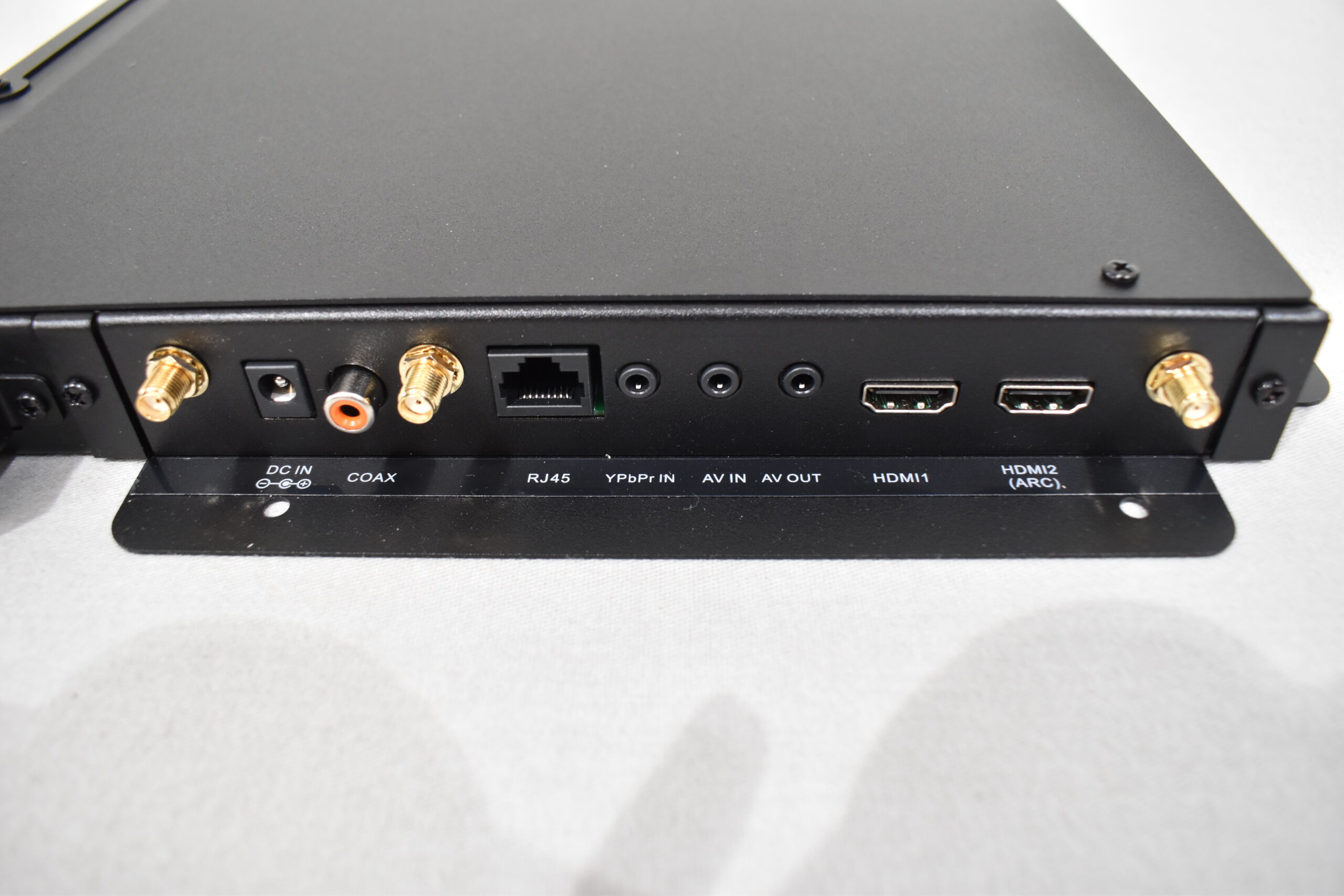 Alphatronics Steuerbox 32 SBAI+M