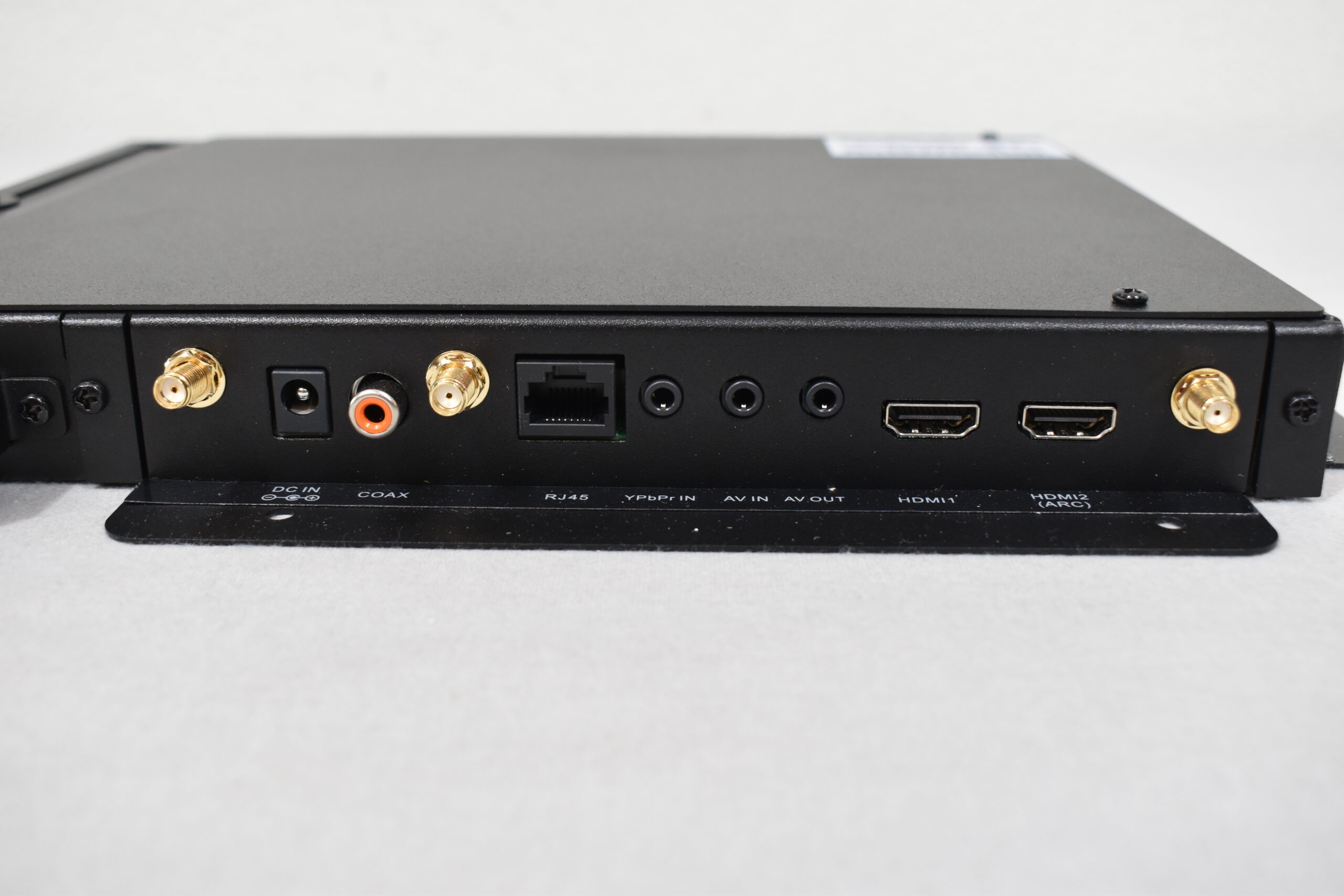 Alphatronics Steuerbox 32 SBAI+M