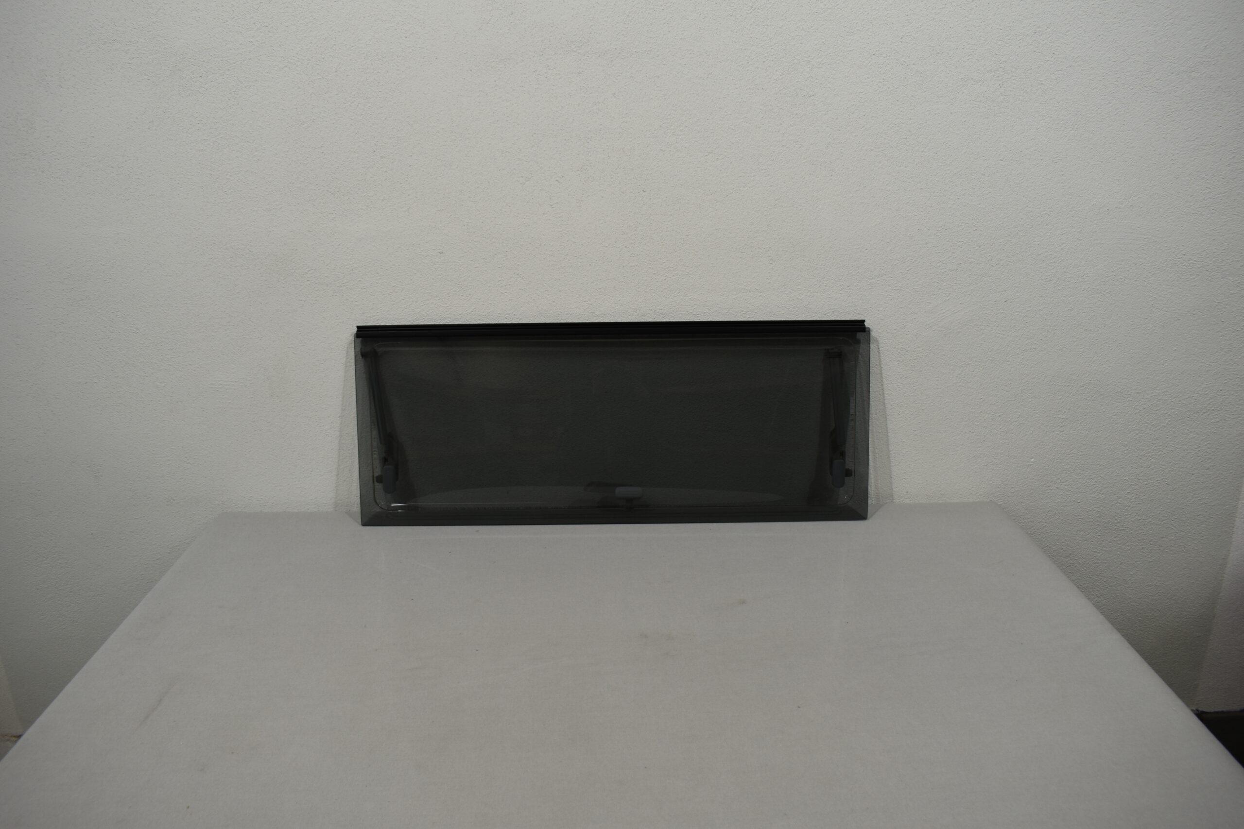 Dometic Ausstellscheibe 900x400mm