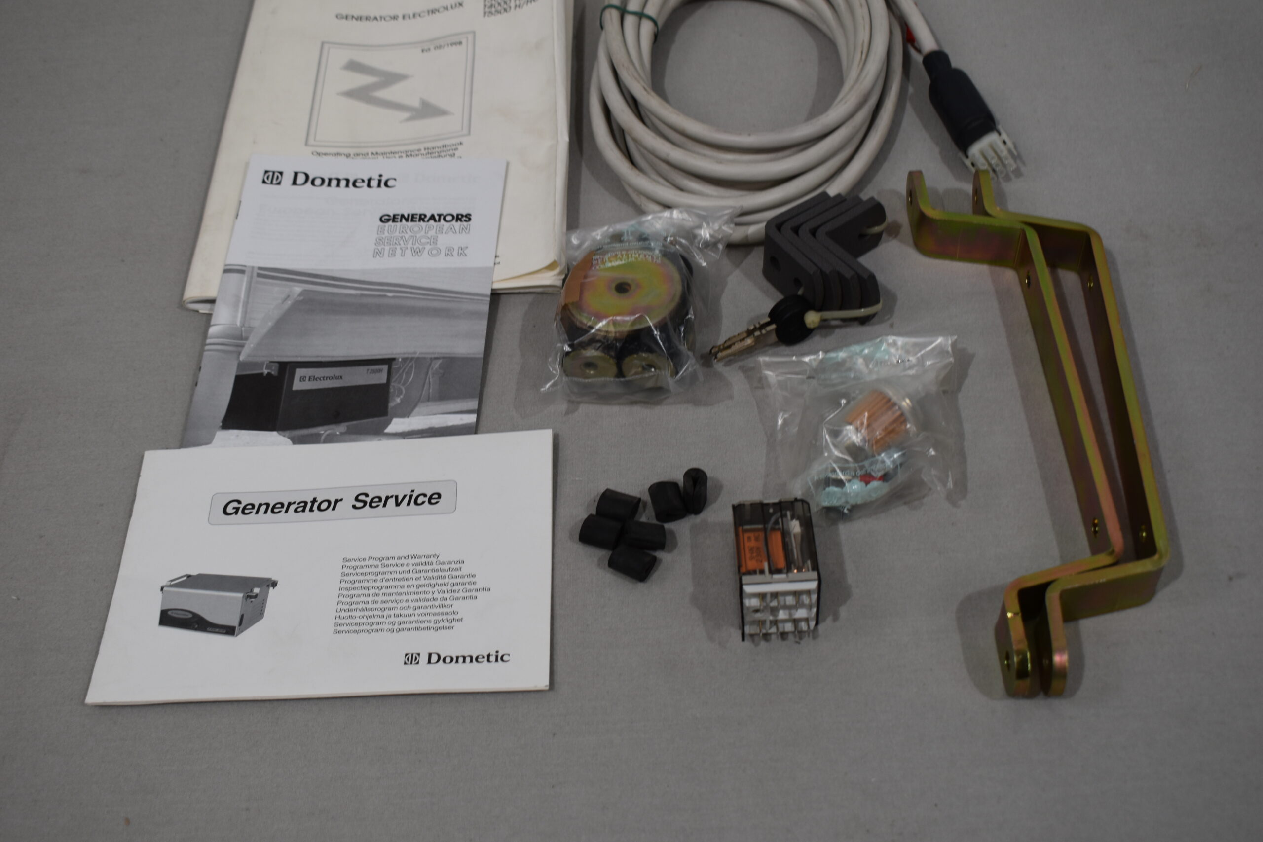 Dometic Electrolux Generator T2500H
