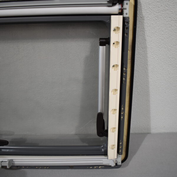 Dometic S4 Ausstellfenster 700x450mm; dunkel grau