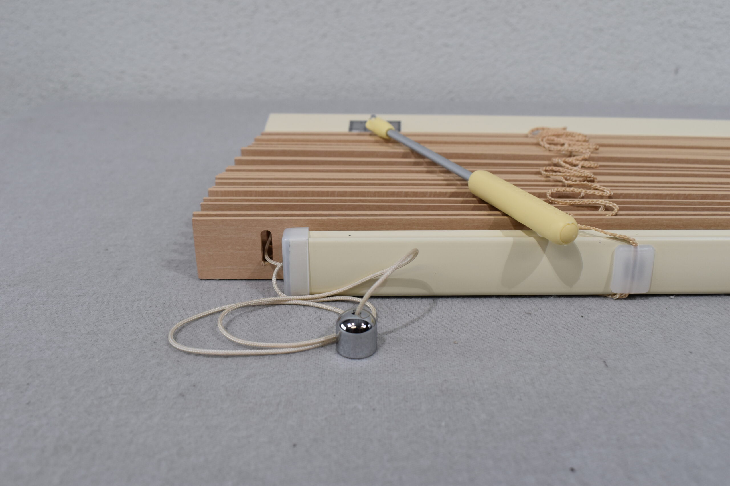 Dometic Oceanair Jalousie mit Holzlamellen