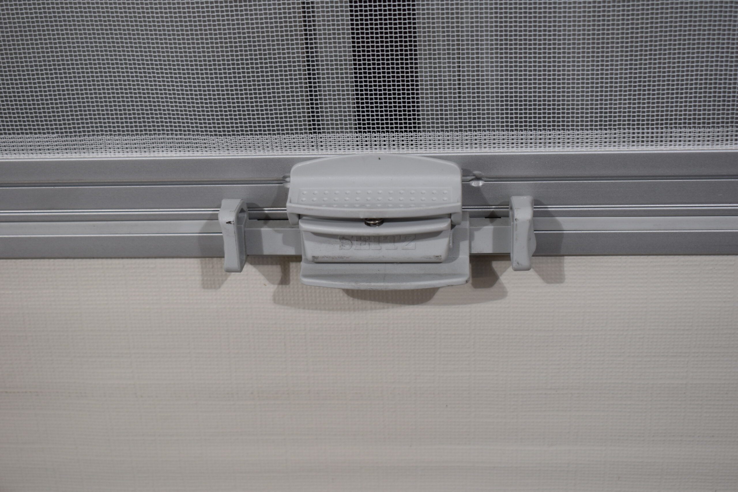 Dometic Schiebefenster 700x600mm; dunkel grau