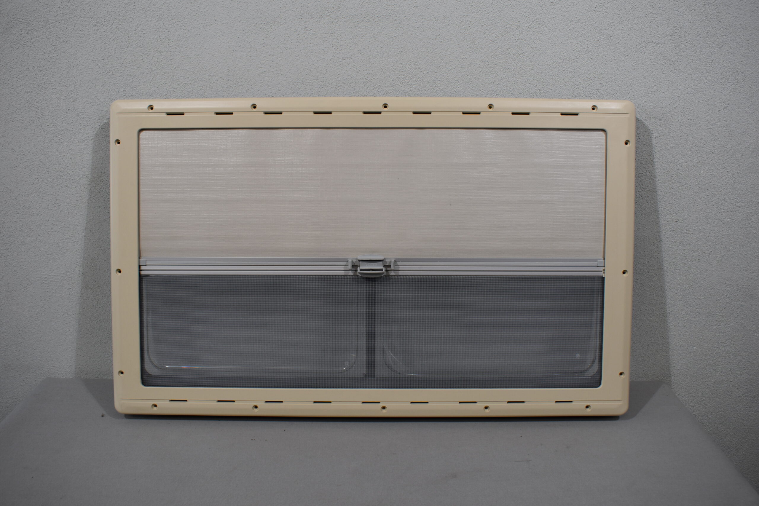 Dometic Schiebefenster 1000x600mm; dunkel grau