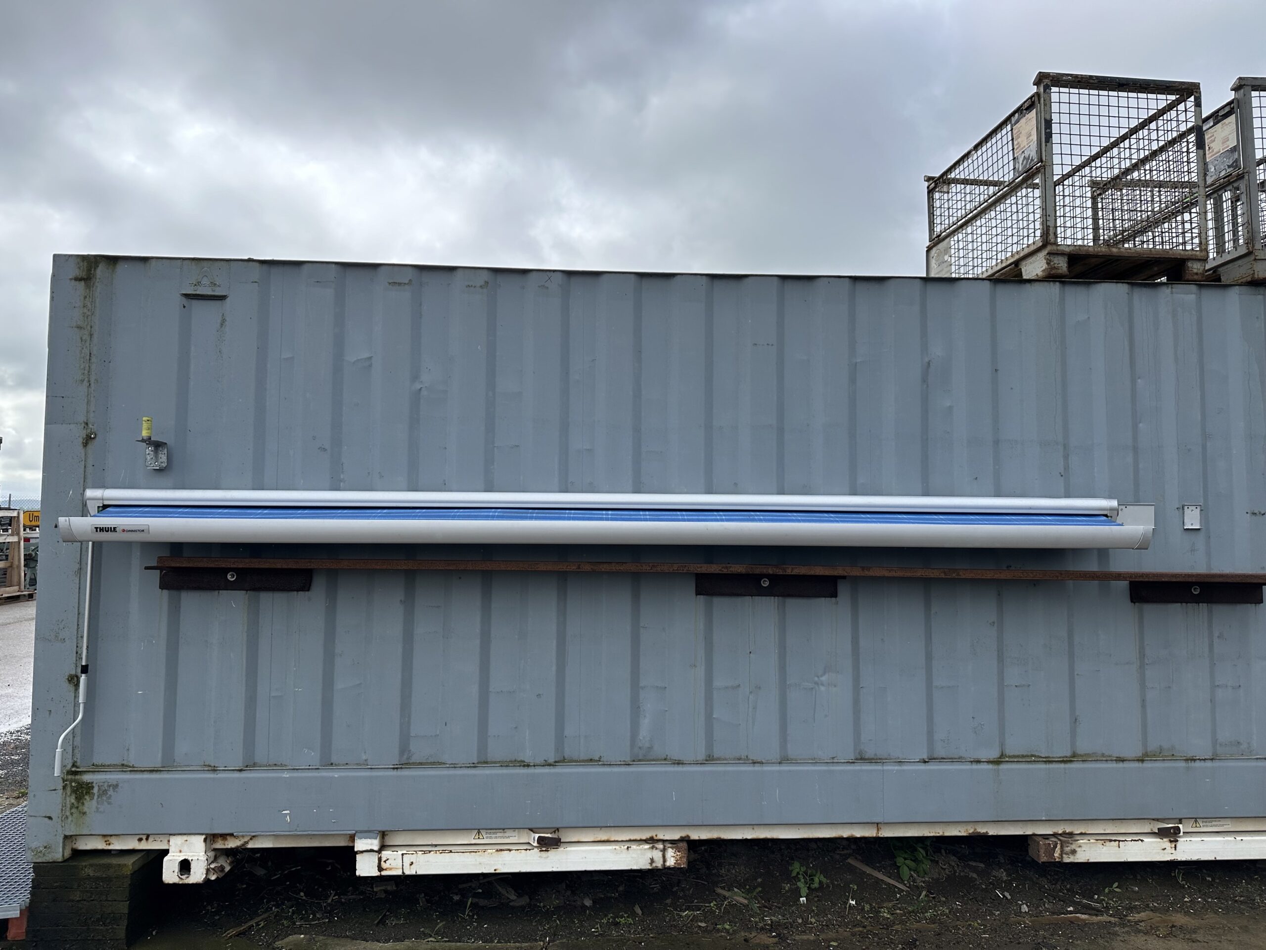 Thule Omnistor 5003 ANO 450cm