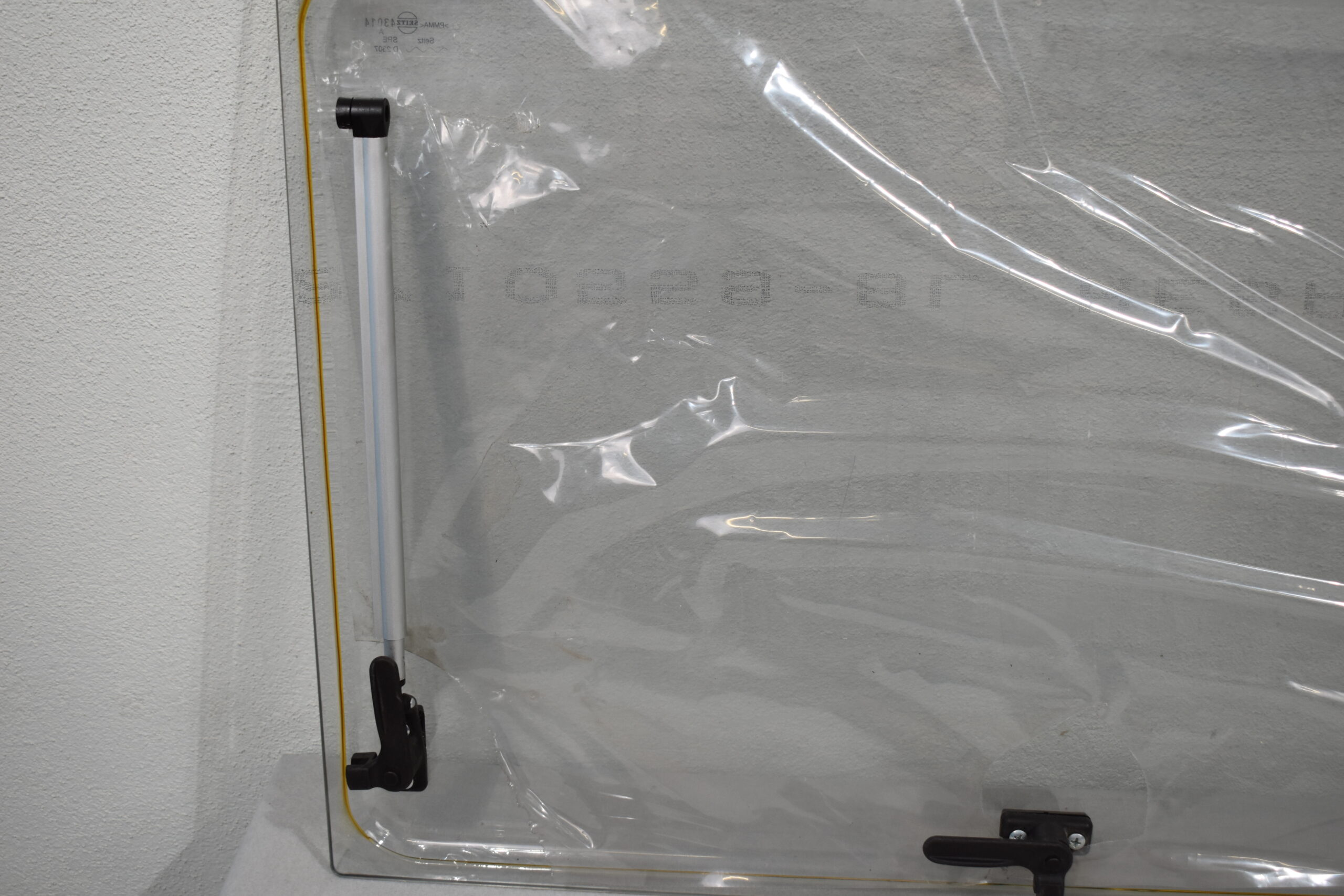 Dometic S4 Ausstellscheibe; 1300x550mm