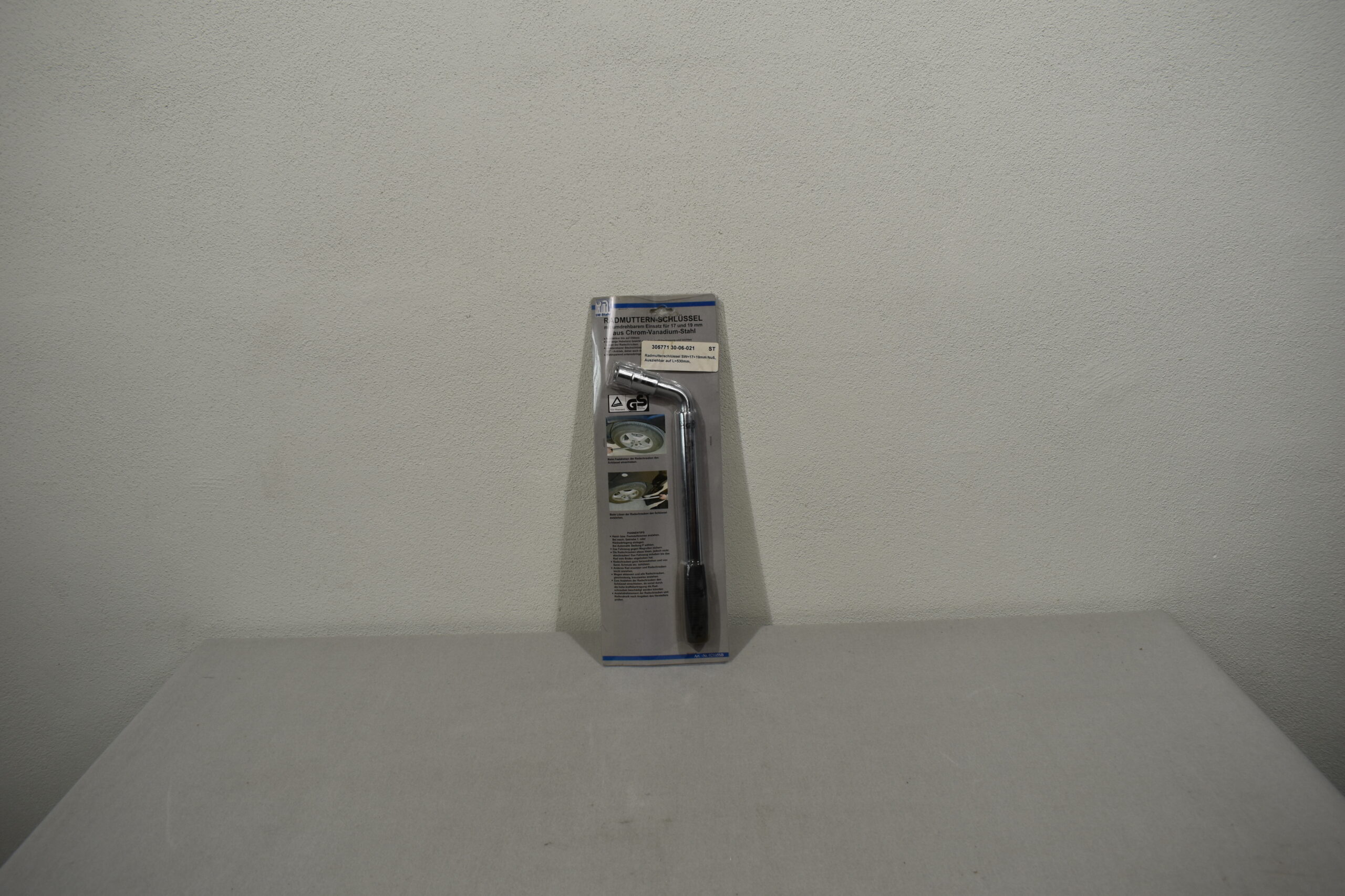 Radmutterschlüssel für 17 und 19mm Nuss