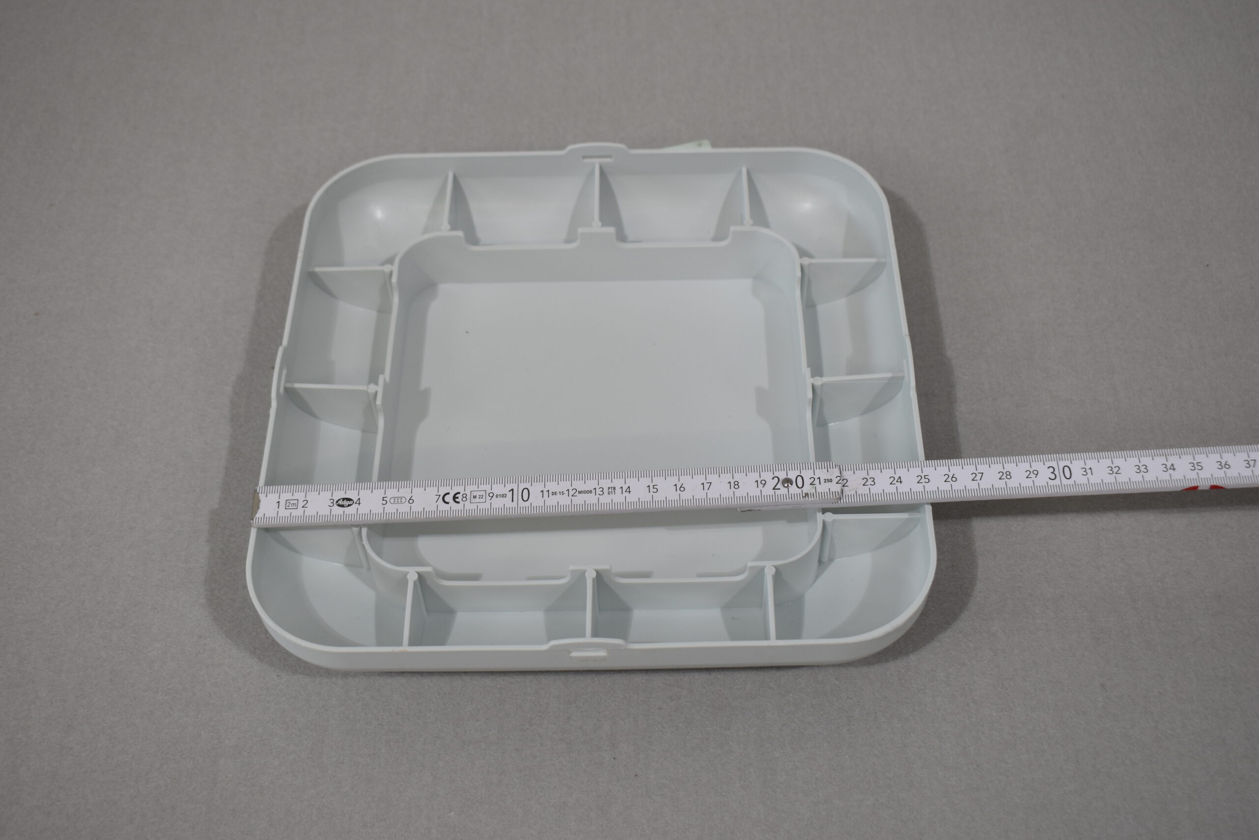 Bürstner Haubenlüfter mit Gitter