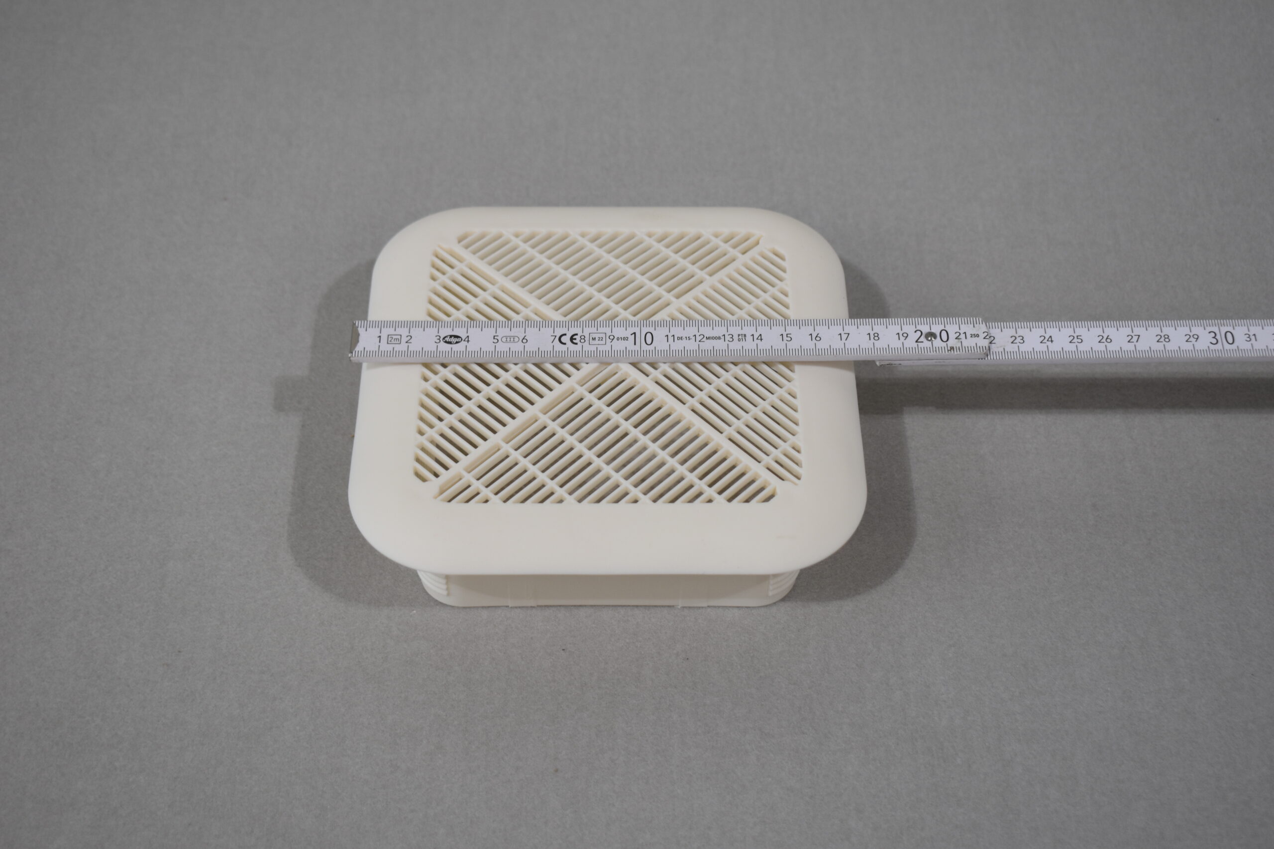 Bürstner Haubenlüfter mit Gitter